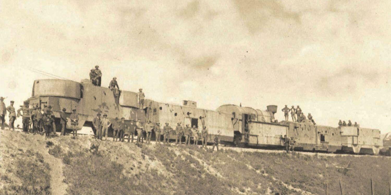 Čs._pancéřový_vlak_použitý_v_bojích_s_Maďary_na_Slovensku_1919_(cropped)