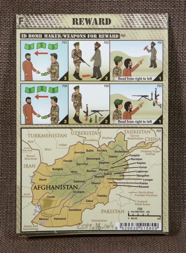 Une infographie montrant des soldats payant des civils afghans pour leur fournir des informations sur des armes ou des personnes armées.